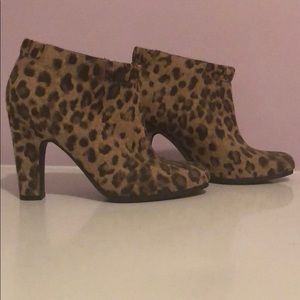 Ankle boots, leopard print